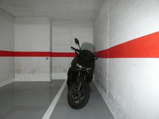 Affitto Posto auto in Centre. Palamós  se alquila plaza de parking para 1 ó 2  motos, si una l