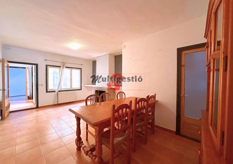 Foto f5296736-982c-47e9-940a-b30496bf08b6. Planta baixa amb calefacció a Poble Calonge