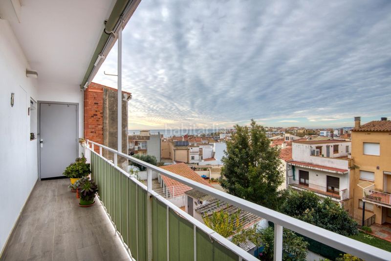 Foto b9bd504e-e5f3-4934-8968-3e17bd7f439b. Pis amb calefacció a Centre Palamós