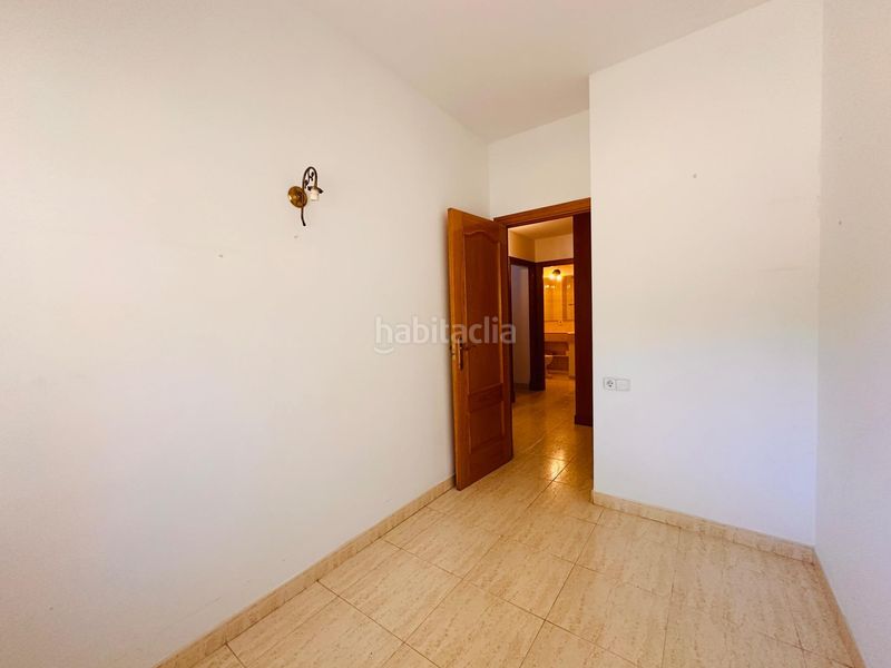 Foto 10aff827-15ba-4ca3-88aa-2a10520bb576. Planta baixa amb calefacció a Avinguda Catalunya Palamós