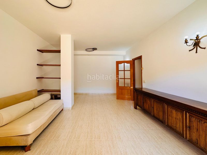 Foto 34f04f51-f7c4-4e12-bed0-7d6331062543. Planta baixa amb calefacció a Avinguda Catalunya Palamós