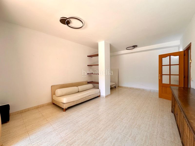 Foto e06dd3c3-6b58-4967-ac63-1be7e3b5688c. Planta baixa amb calefacció a Avinguda Catalunya Palamós