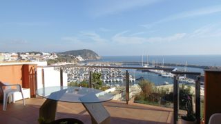 Masia a El Pedró. Palamós magnífica casa adosada a 1ra linia de mar y con piscina