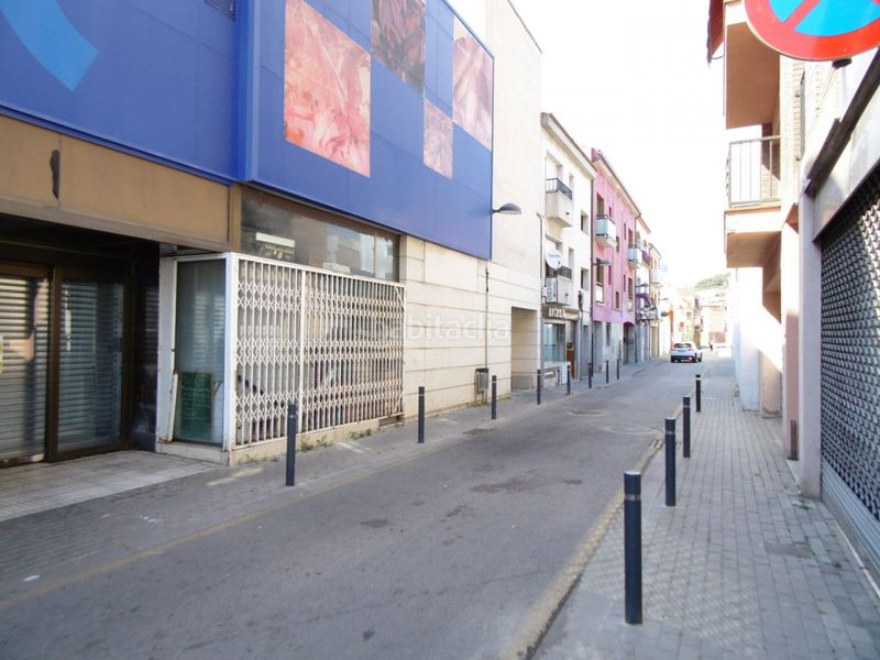 Foto d6ebf4bf-376c-40de-aec7-7a76e5283ffc. Alquiler local comercial  de 40 m2. al lado del mercado municipal, se tu propio jefe a ! en Palamós