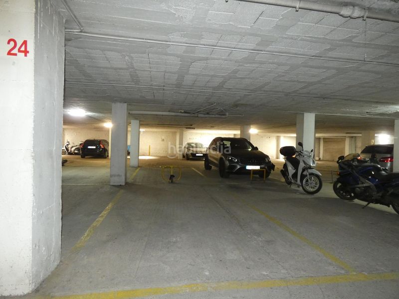 Foto 87dbb590-67bb-4f24-a699-f093a7915443. Aparcament cotxe a Poble Calonge