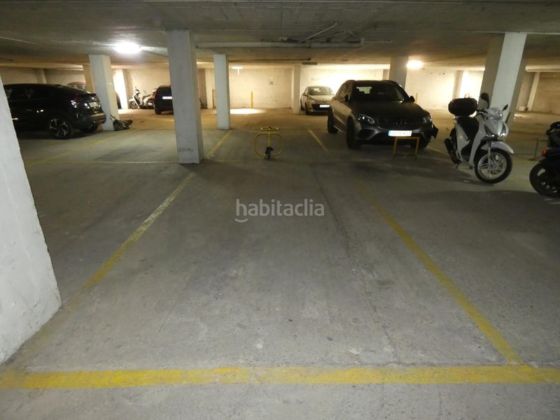 Foto 9336c9b3-9eba-4f8c-b75f-9c04d707b153. Aparcament cotxe a Poble Calonge