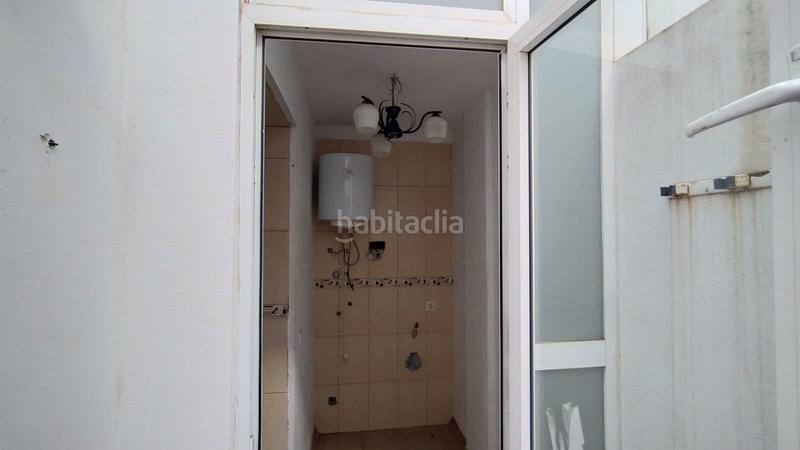 Foto 6a8112a0-0bbb-4761-b24d-3ff3f6ffb343. Appartamento con parcheggio in El Chorrillo Santa Cruz de Tenerife