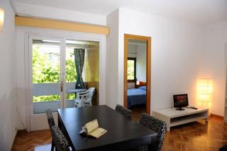 Location Appartement  Diagonal. Piso alquiler temporada  av diagonal  sagrada familia  eixample