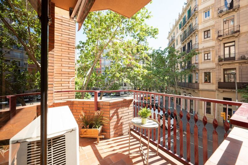 Foto b77cd6ef-cf5a-4c14-aa1d-4090a22578ac. Pis a Dreta de l´Eixample Barcelona