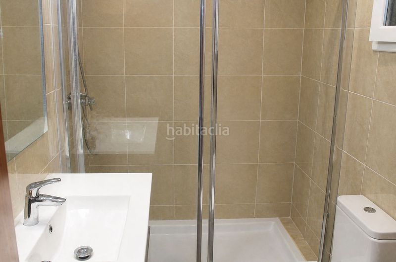 Foto 37f6ae43-9c19-4d43-9a97-e79d652c201f. Pis amb calefacció a La Teixonera Barcelona