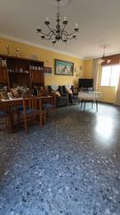 Appartement à Loja. Piso con baño y cocinas reformado.