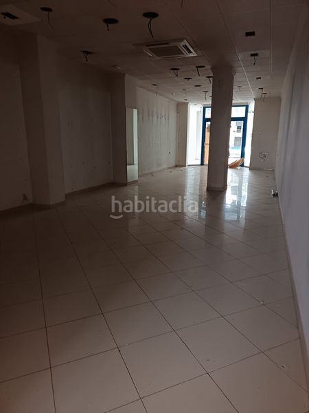 Foto eceb49a1-ab48-4665-895f-1a833278b276. Affitto locale commerciale in Loja