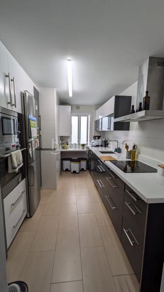 Foto 5a7e5c46-6c4d-475a-b1b8-96d6467a98f1. Piso  maravilloso con terraza, trastero y plaza de garaje. en Loja