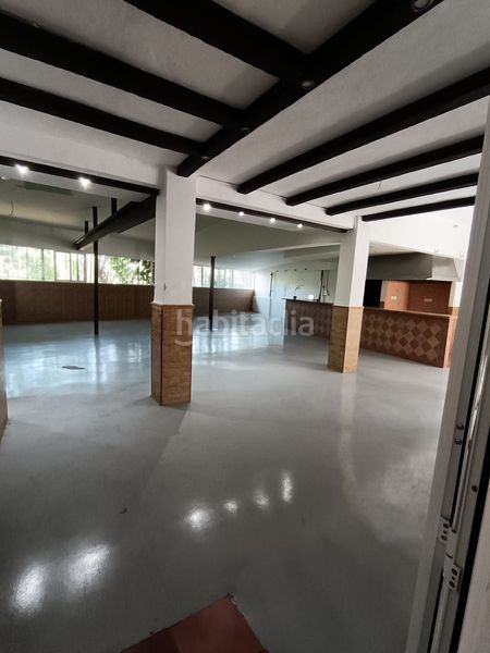 Foto 4c1d6c29-b691-4f07-a99e-f8397436b3e0. Lloguer local comercial a Loja