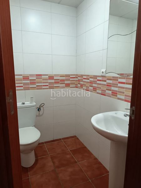 Foto e6a045bf-71de-4afb-89d7-a26c4a396d2b. Lloguer local comercial a Loja