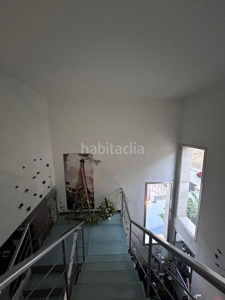 Foto 10ad7177-74d0-467f-895c-5f919ebc8cce. Chalet avec parking piscine dans Loja