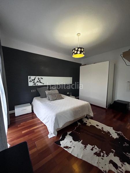 Foto 18bbaebe-45a9-425e-9bcd-99da6d005fa0. Chalet avec parking piscine dans Loja