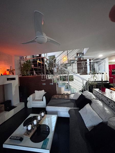 Foto d8896874-f1e5-4d09-bb53-2a6dca7b5000. Chalet avec parking piscine dans Loja