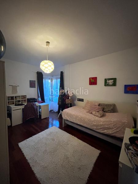 Foto e90676e6-8c4e-41bc-9e40-eaad148a9449. Chalet avec parking piscine dans Loja