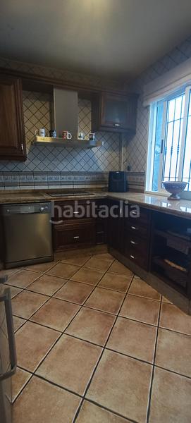 Foto 12baaf44-9a19-4750-aa54-5eca748248a3. Casa adosada se vende casa con patio y terraza en muy buen estado en Loja