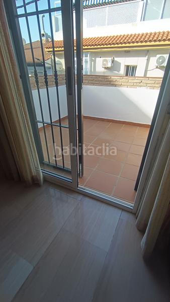 Foto 7e1da8c2-79f8-4cb0-9b2f-863e6cca5381. Casa adosada se vende casa con patio y terraza en muy buen estado en Loja