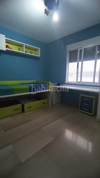 Foto e05a9b1c-512f-40db-8318-d7550279aa55. Casa adosada se vende casa con patio y terraza en muy buen estado en Loja