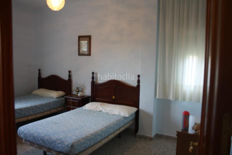 Foto 9321e107-508e-4b31-83f3-8a416712285e. Chalet venta de chalet zona llano piña en Loja