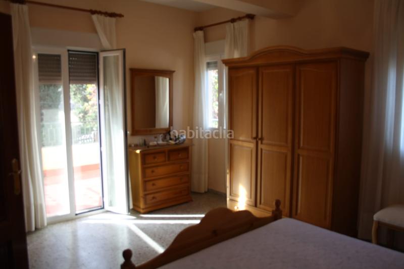 Foto a49515f2-f2ab-4d35-924e-e7018c122446. Chalet venta de chalet zona llano piña en Loja