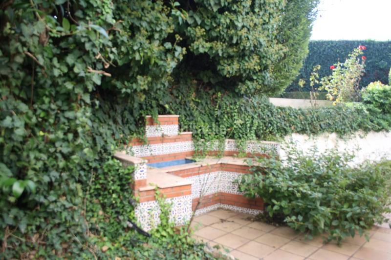 Foto a6e3c169-f1df-4609-8de6-77fa8d76d1f1. Chalet venta de chalet zona llano piña en Loja