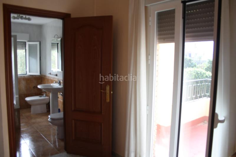 Foto b638b6ff-9114-4ee9-b546-1cae1b275ecd. Chalet venta de chalet zona llano piña en Loja