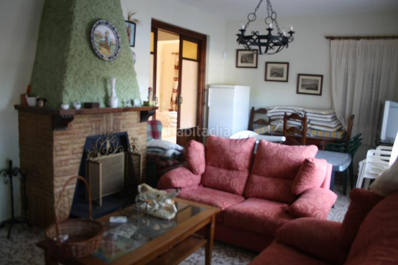 Foto ba193d11-7e5f-4028-81fe-ab10a30e0d77. Chalet venta de chalet zona llano piña en Loja