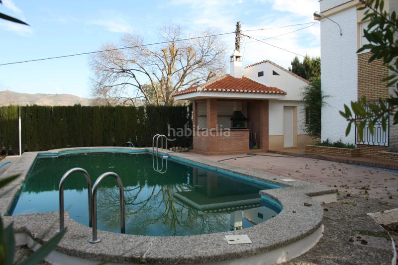 Foto d18445e4-ed51-4d8f-b4a6-8e72d7e7871c. Chalet venta de chalet zona llano piña en Loja