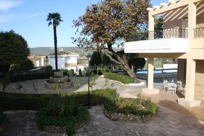 Foto dd62a4de-b6d7-4883-9819-4859448ff68e. Chalet venta de chalet zona llano piña en Loja