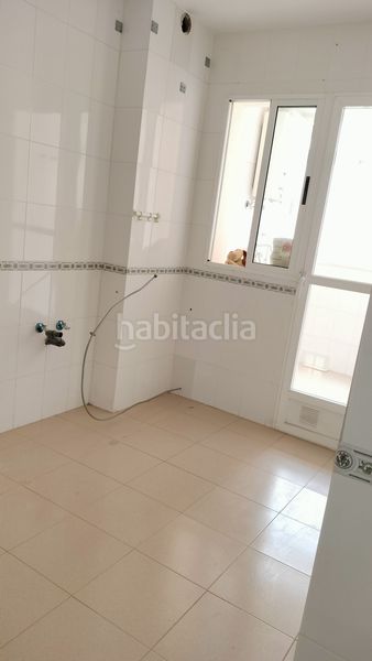 Foto ebcb3724-4f72-4f1e-930e-3f3a872eb1c3. Flat in n/a in Loja