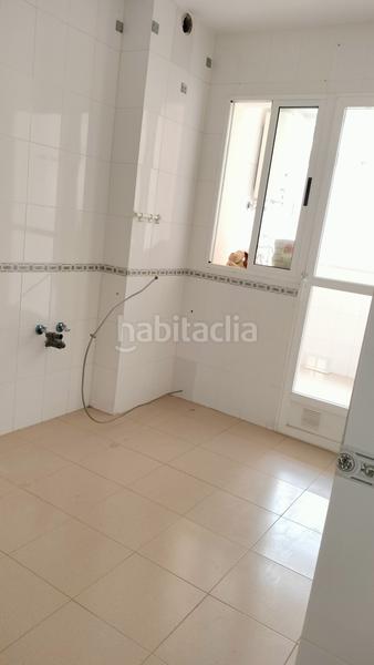 Foto ebcb3724-4f72-4f1e-930e-3f3a872eb1c3. Piso en n/a en Loja