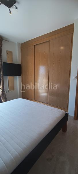 Foto 809da2e7-7db7-4937-b858-18a77cd6371a. Piso totalmente amueblado, listo para vivir de inmediato. en Loja