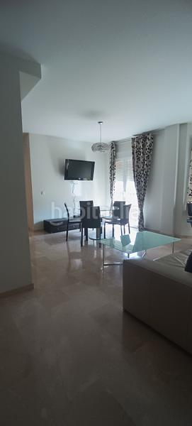Foto a4b31f1c-8b0d-4eaa-bac6-857c20794fac. Piso totalmente amueblado, listo para vivir de inmediato. en Loja