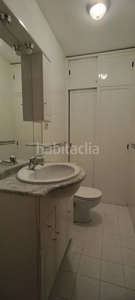 Foto 91000b21-cf4d-4074-8bd3-d853978e7ead. Piso  muy luminoso y céntrico en Loja