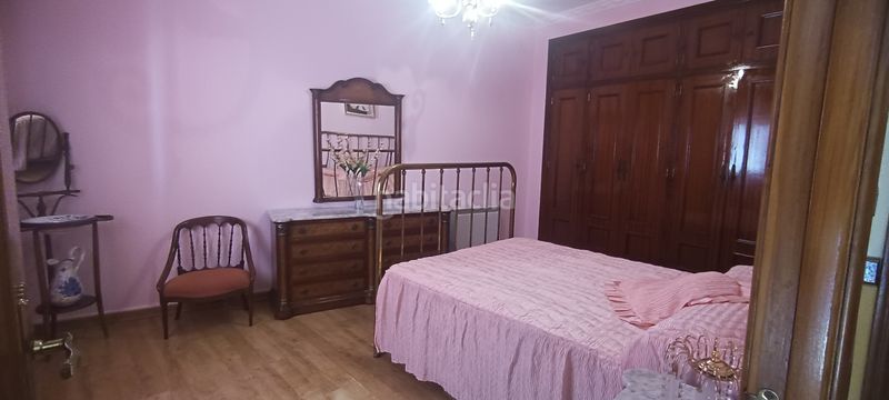 Foto 4a46d214-ffe0-4d9b-8e69-16ce836619c6. Appartement avec cheminée dans Loja
