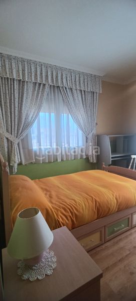 Foto 9628383d-625a-4314-ac76-d5c6817f9ac0. Appartement avec cheminée dans Loja
