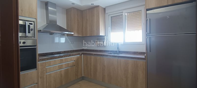 Foto bd72c827-6d31-44bc-9792-3d089c7ec2ec. Appartement avec cheminée dans Loja