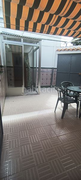 Foto 886d6979-01c9-4774-9969-a66acc462cd7. Casa a Loja