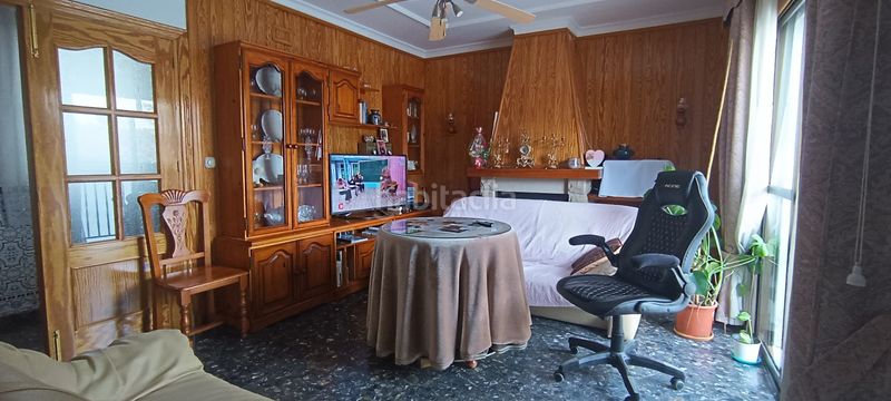 Foto e42a6602-73c6-43c9-9022-af9fda94c82d. Etagenwohnung mit parking in Loja