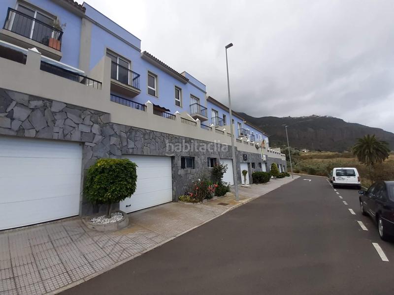 Foto 7811e2f6-b59d-4851-b8ba-b8fe66437739. Casa adosada en calle los principes 9 chalet pareado en los realejos en Realejos (Los)