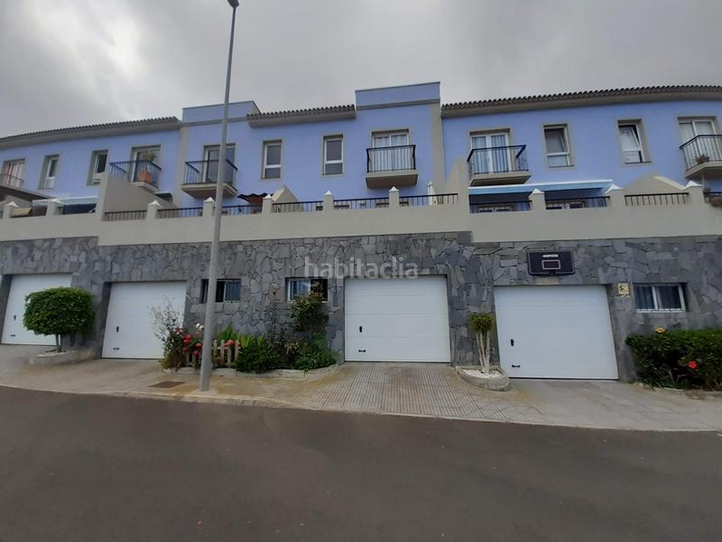 Foto ae50f733-a54a-4c7f-ac98-93ea5f5a6104. Casa adosada en calle los principes 9 chalet pareado en los realejos en Realejos (Los)