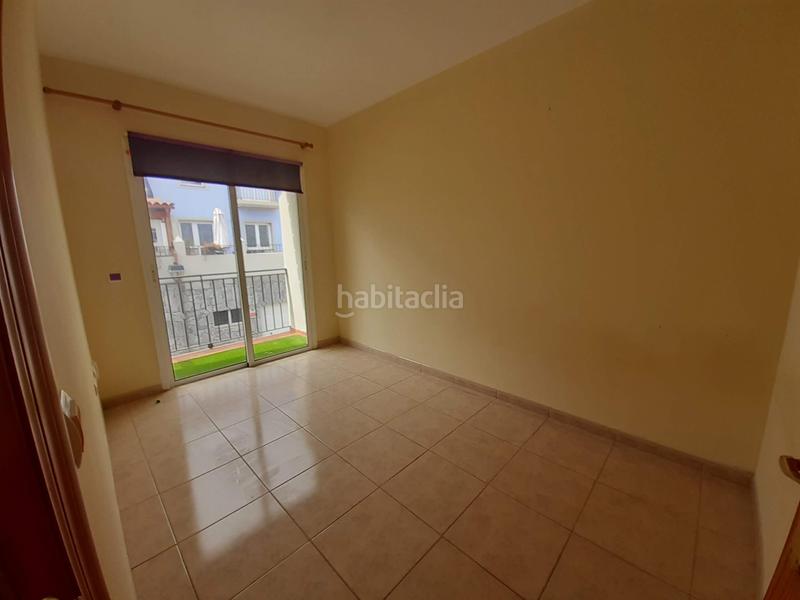 Foto caf3674a-c3b1-460e-877d-540f8181a44f. Casa adosada en calle los principes 9 chalet pareado en los realejos en Realejos (Los)