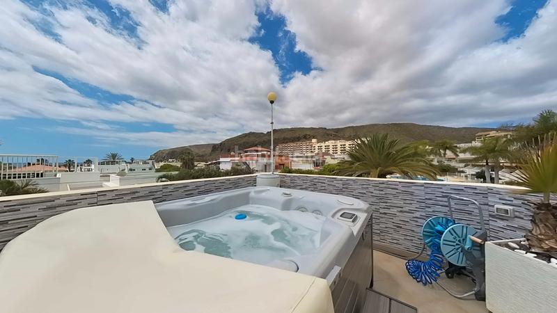 Foto cc849f8b-e29f-47c6-a8a8-2fbe340c0461. Maison jumelée avec parking piscine dans Palm - Mar Arona