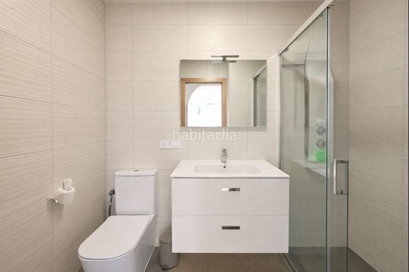 Foto d8b0216d-eb5e-4999-8252-9ba3c3c821ff. Towny house in avenida colibrí 209 in Palm - Mar Arona