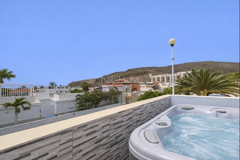 Foto ef985473-ea31-4757-ad12-c97eb70c6aab. Towny house in avenida colibrí 209 in Palm - Mar Arona