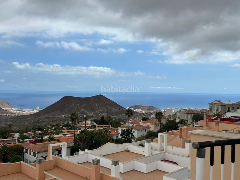 Foto 62e2e2c6-d7ca-47c6-8e7f-31069bf7e689. Apartamento en calle tinguafaya 90 apartamento en Chayofa en Arona